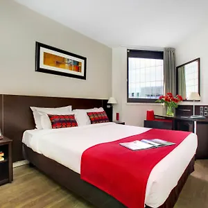 Hotel Montmartrois Paris